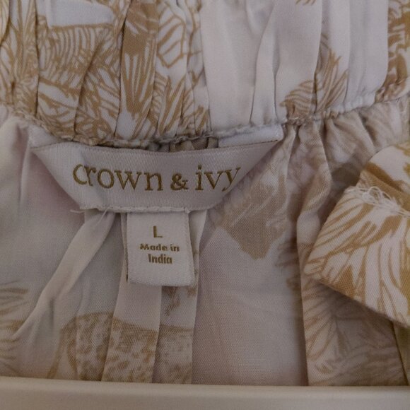 Crown & Ivy Tan and White Top size L Short Sleeve, Womans , NWOT - Picture 3 of 3